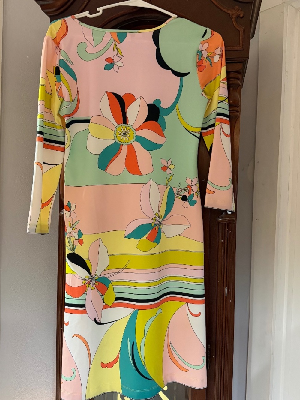 Dress - Picture 2 of 11
